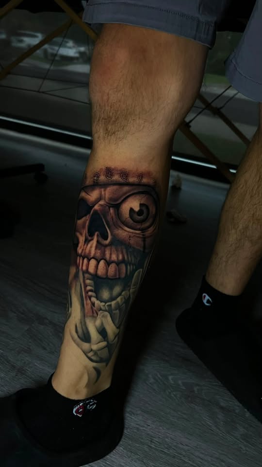 Black and grey realism tattoo by Masoo